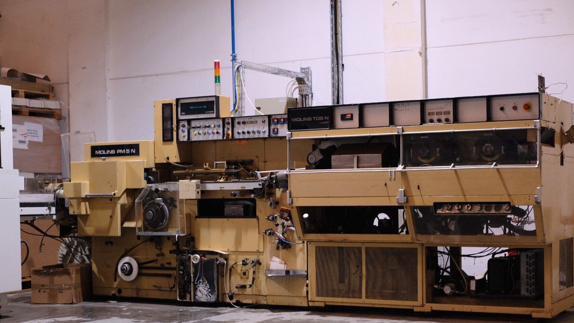 MOLINS filter manufacturing equipment